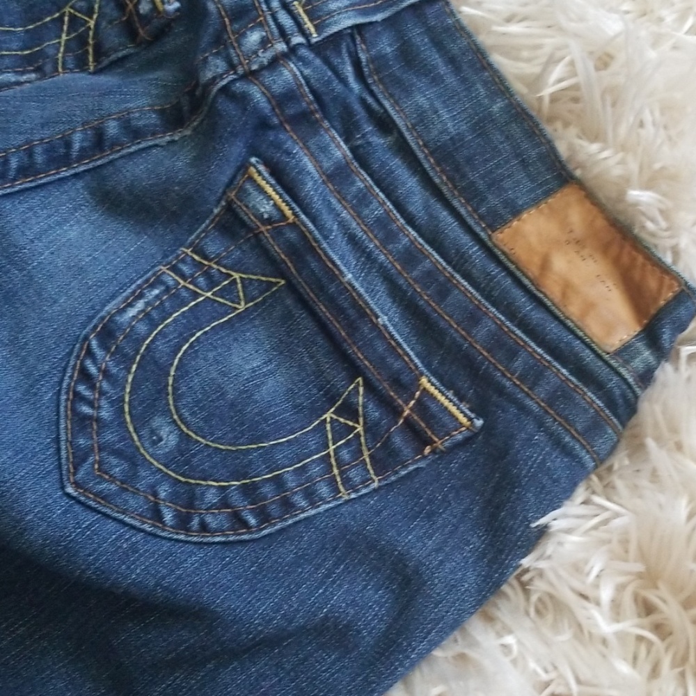 True Religion - Picture 2 of 5